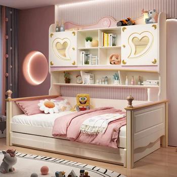 Благородна бебешко легло, комбиниран шкаф, легло, вградени малки татами, не пречещи един на друг, провинциално пространство, момиче при