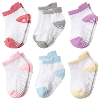 Чорапи за новородено, изолирана памучни чорапи за новородени с анимационни модел, бебе момче